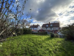 Photo 4- click for photo gallery